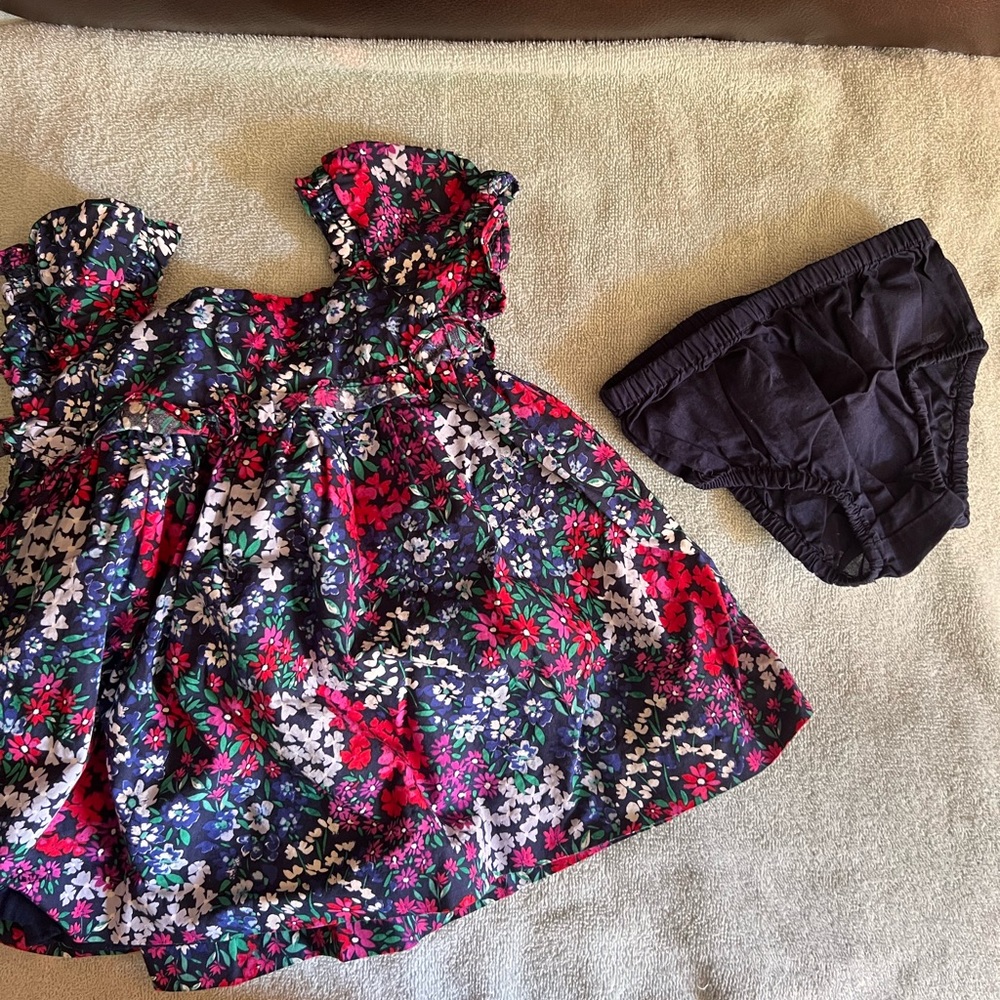 Floral dress for babygirl 💜
